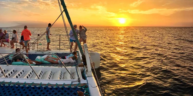 Maui Sunset Dinner Cruise from Ka'anapali Beach - Image 2