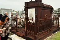 New Orleans Cemetery Experience thumbnail 1