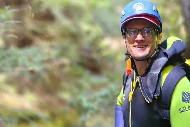Seattle Waterfall Canyoneering Adventure - Image 6