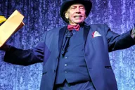 Las Vegas Magic Show thumbnail 4