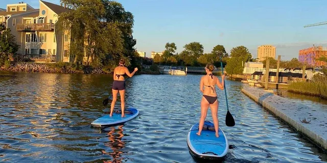 Virginia Beach Stand-Up Paddleboarding at Sunset 1.5 hr - Image 3