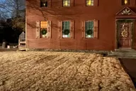 Williamsburg Night Ghost Tour with Paranormal Equipment thumbnail 3
