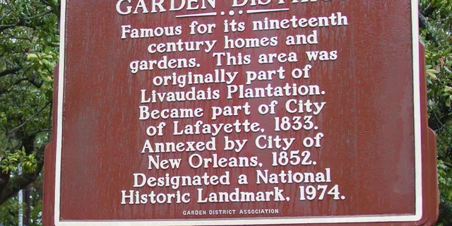 New Orleans Garden District Walking Tour - Image 2