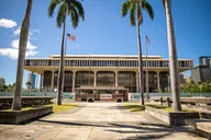 Honolulu Trolley Historic Tour 2 hr thumbnail 2