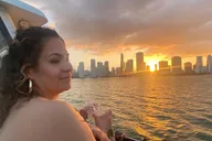 Miami Sightseeing Cruise on a Yacht thumbnail 1