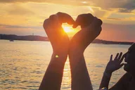 Austin Lake Travis Sunset Boat Tour thumbnail 3