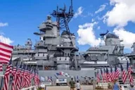 Honolulu Pearl Harbor Tour from Airport 9 hr thumbnail 5