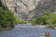Glenwood Springs Rafting Trip thumbnail 1