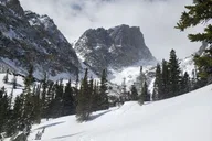 Rocky Mountain National Park Women's Snowshoeing Tour thumbnail 6