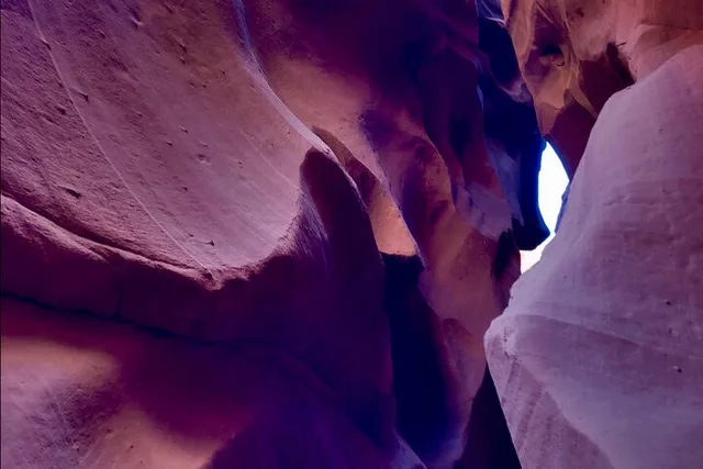 Antelope Canyon Hiking Tour - Image 4