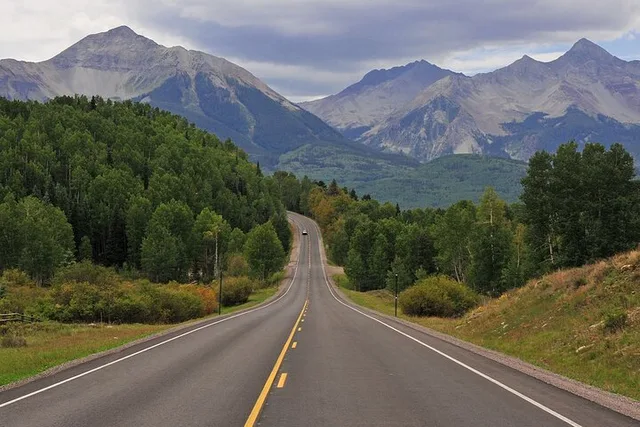 Denver Private Sightseeing Tour in Rocky Mountain National Park - Image 5