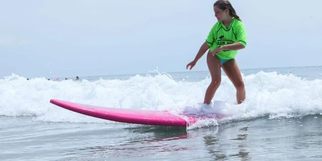 Cocoa Beach Surf Lesson 1 hr - Image 3