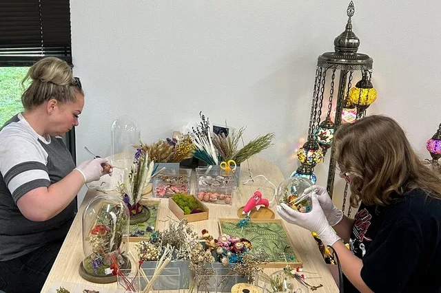 Orange County Flower Decorating Class - Image 4