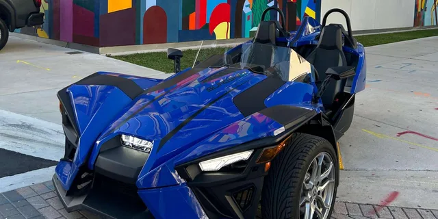 Miami Slingshot Rental 1 hr - Image 4