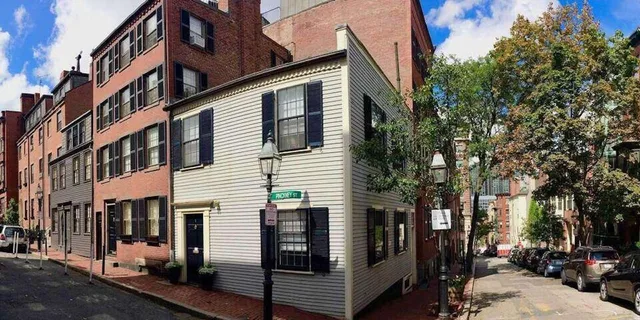 Boston Literary History Walking Tour - Image 3