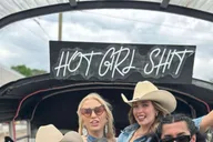Nashville Roofless Party Bus Tour thumbnail 5