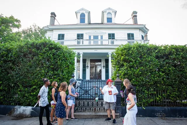 New Orleans Hop-On Hop-Off and Garden District Tour - Image 6