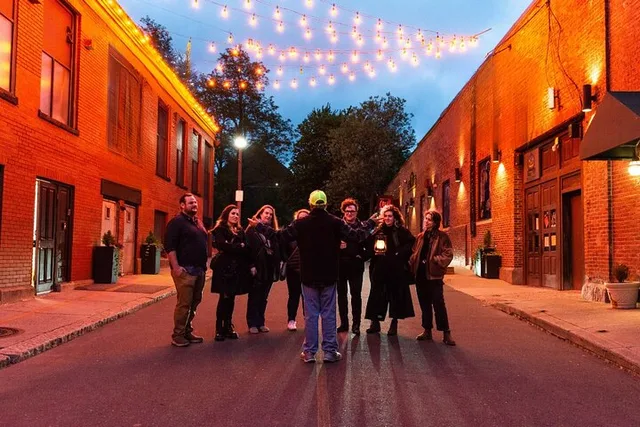 Salem Ghost Tour Night Walk 75 min - Image 6