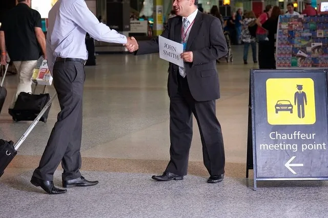 Miami Private Transfer to/from Airport & Port - Image 3