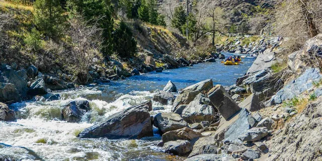 Idaho Springs Cliffside Zipline and Rafting Adventure - Image 2