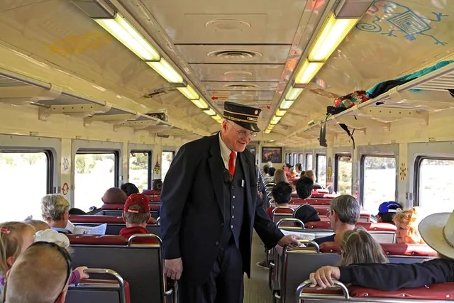 Grand Canyon Railway Train Tour - Image 3