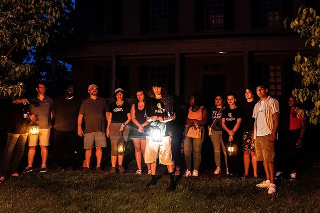 Williamsburg Ghost Tour at Night 90 Min - Image 2