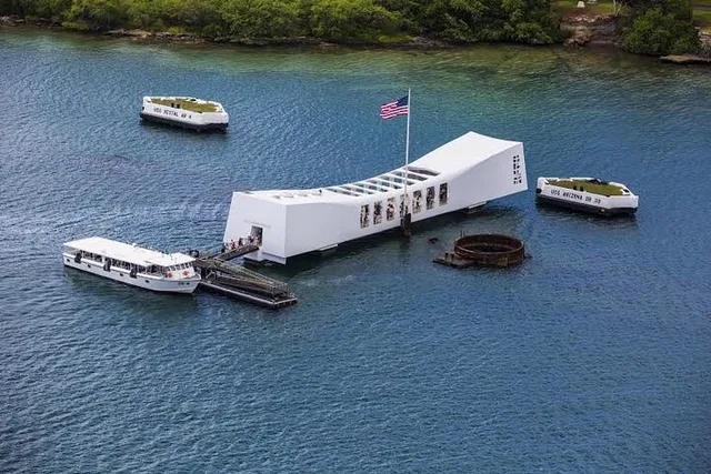 Honolulu Pearl Harbor Private Tour 8 hr - Image 1