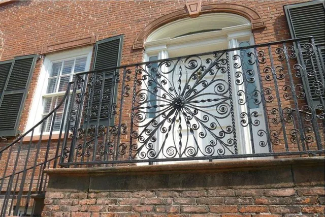 Savannah Historic Homes Walking Tour - Image 6