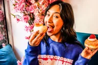 New York Donut Walking Tour in Union Square thumbnail 1