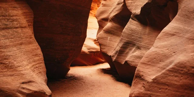 Las Vegas Antelope Canyon and Horseshoe Bend Tour with Lunch - Image 2