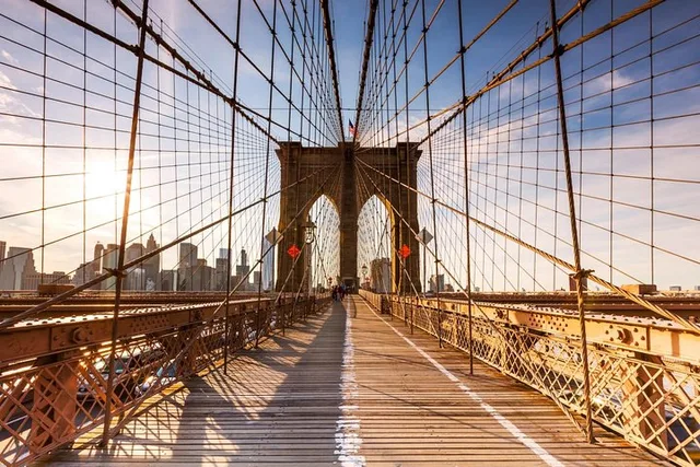 New York Brooklyn Bridge Tour at Sunset - Image 1