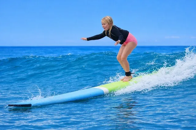 Oahu Surfing Lesson - Image 3