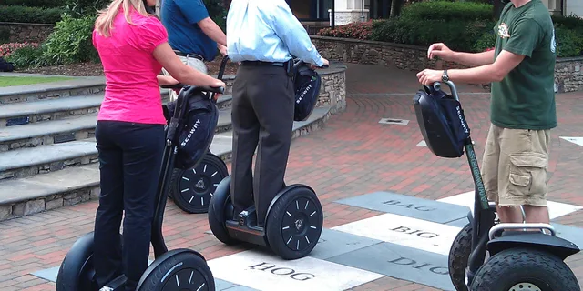 Charlotte Segway Tour of Markets, Museums, and Parks 2 hr - Image 3