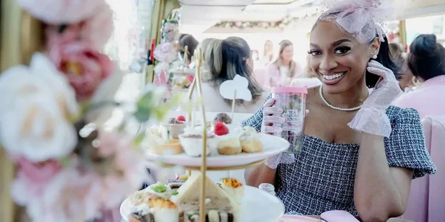 Miami Double-Decker Bus Tea Tour - Image 6