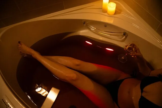 Portland Vinotherapy Spa with Wine Tasting - Image 6