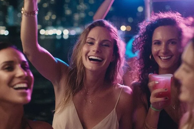 Miami Yacht Party with Live DJ and Open Bar - Image 5