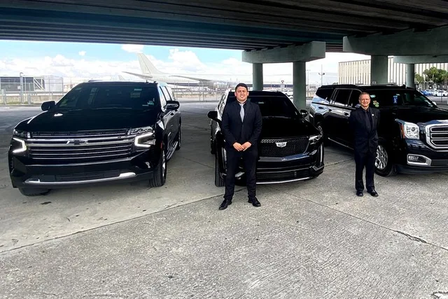 Miami Private Transfer to/from Airport & Port - Image 4