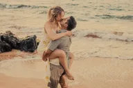 Maui Romantic Photoshoot thumbnail 6