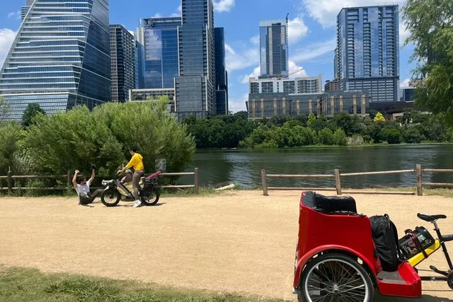 Austin Electric Pedicab Tour - Image 3