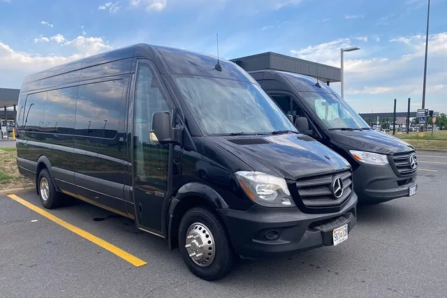 Washington DC Private Tour in Sprinter Van 4 hr - Image 1
