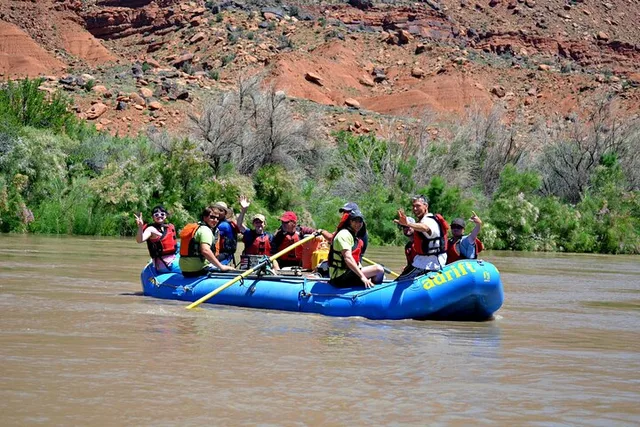 Moab Colorado River Rafting Fisher Towers Half-Day - Image 6