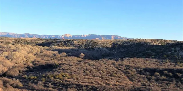 Sedona Archeology and Nature Hike - Image 5