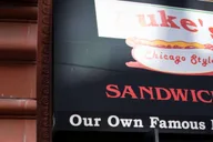 Chicago Loop Food Tour: Pizza, Dogs & Local Flavor 2 hr thumbnail 2