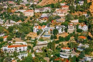 Los Angeles Celebrity Homes Private Tour thumbnail 3