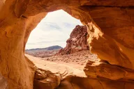 Las Vegas Valley of Fire Hiking Tour thumbnail 1