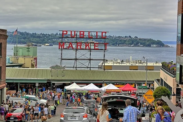 Seattle City Tour and Snoqualmie Falls 8 hr - Image 5