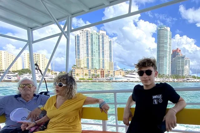 Miami Water Taxi Hop-on Hop-off - Image 2