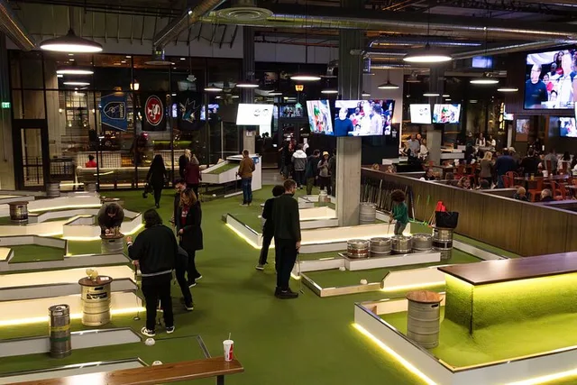 Silicon Valley Mini Golf Experience - Image 2