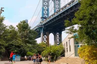 Brooklyn Historic Heights & DUMBO Tour 2 hr thumbnail 2