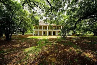 New Orleans Plantation Tour with Transportation